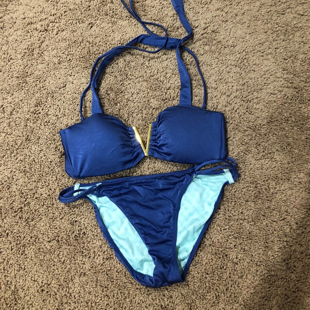 Swimming suit